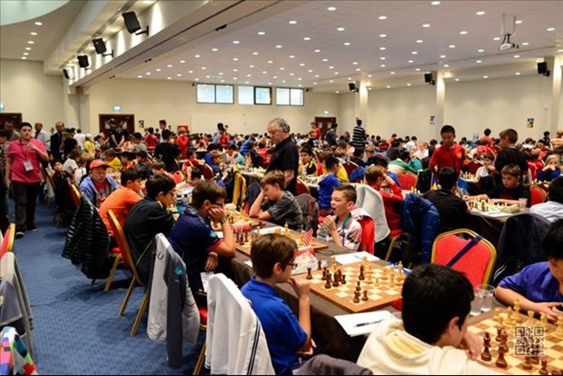 国际棋联2015国际象棋世界青少年分龄锦标赛第7轮：越南8名棋手获胜 hinh anh 1