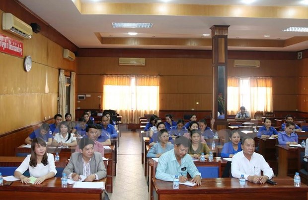 老挝劳动与社会福利部开设首个越语培训班 hinh anh 1