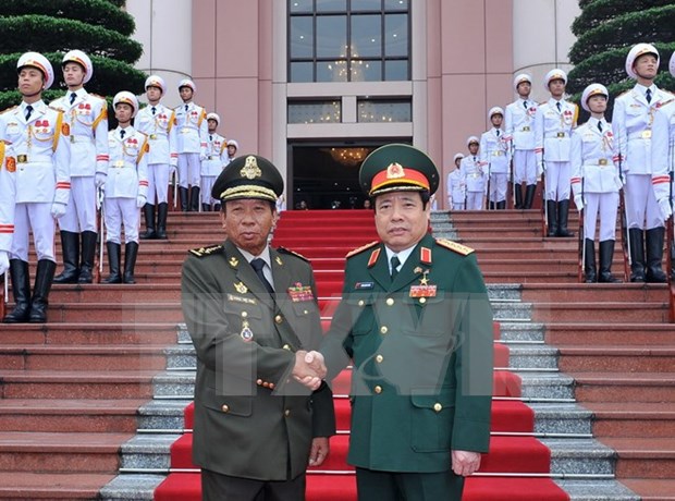 越南与柬埔寨加强防务合作 hinh anh 1