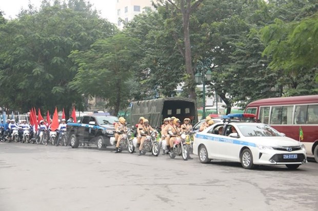2016交通安全年在河内启动 hinh anh 1