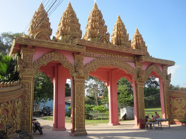高棉族精神生活中的寺庙 hinh anh 4