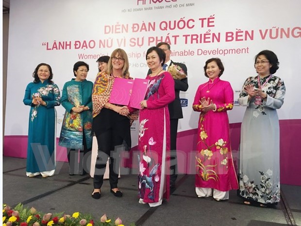 越南女企业家走向可持续发展 hinh anh 1