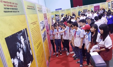 越南文化历史资料图片展在太原省举行 hinh anh 1