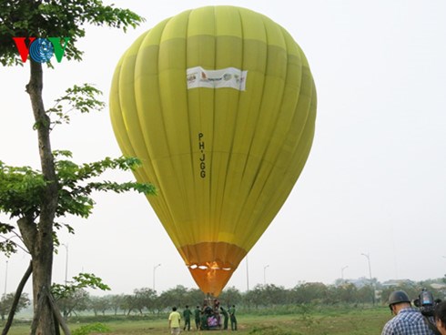 2016年顺化艺术节框架内的气球节即将举行 hinh anh 1