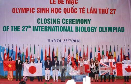 2016年国际生物奥林匹克竞赛在河内闭幕 hinh anh 1