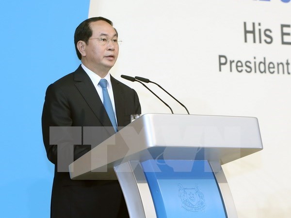 越南国家主席出席新加坡讲座并发表演讲 hinh anh 1