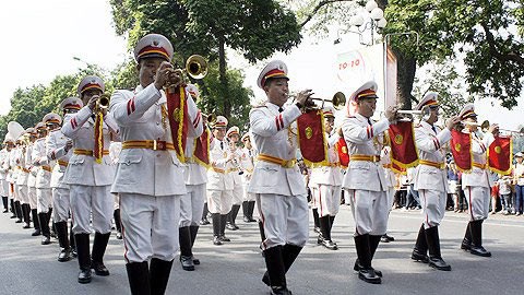 越南参加在日本举行的世界警察音乐会 hinh anh 1