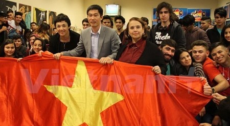 越南形象推介活动在阿根廷举行 hinh anh 1