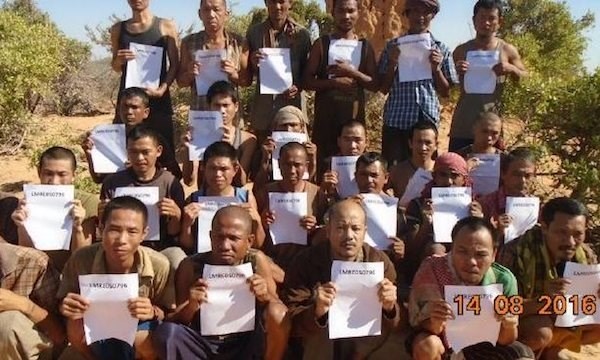 索马里海盗释放被囚禁将近5年的越南人质 hinh anh 1