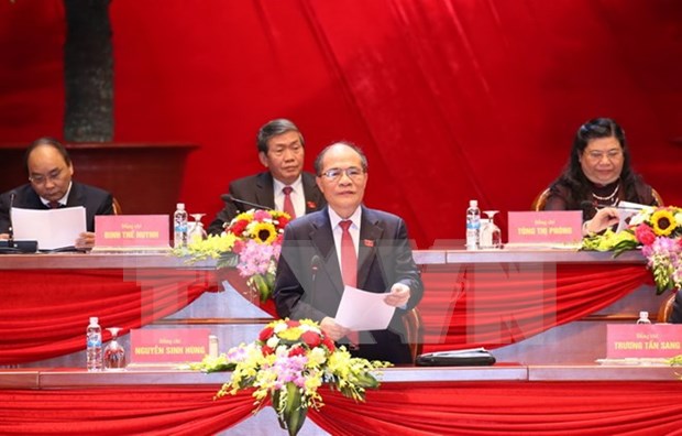 越南共产党第十二次全国代表大会第二天新闻公报 hinh anh 1