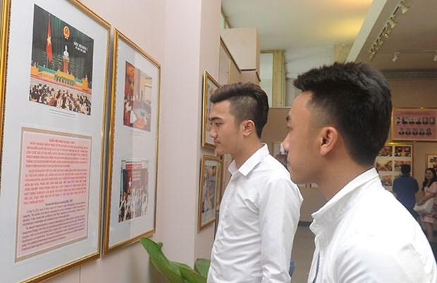 胡志明主席与历届国会代表选举展览会在河内开展 hinh anh 1