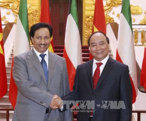 科威特首相谢赫圆满结束对越南的正式访问 hinh anh 1