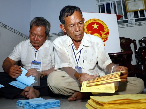 越南全国各地选民投票率为98.77% hinh anh 1