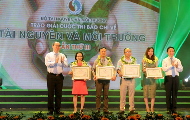 27个作品获得自然资源与环境新闻奖 hinh anh 1