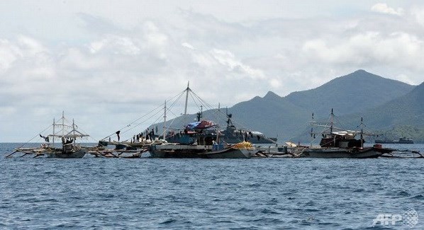 非法捕捞的两艘中国渔船遭印尼扣押 hinh anh 1