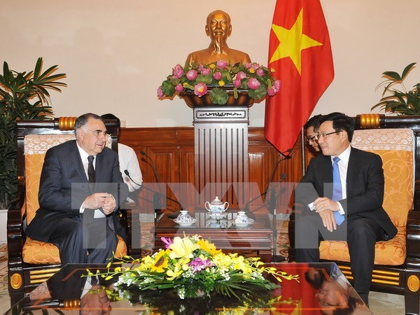 智利外交部副部长埃德加多·里贝罗斯·马林对越南进行正式访问 hinh anh 1