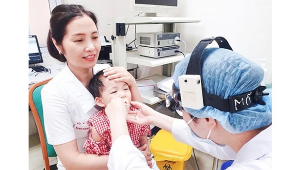 陈红河副总理要求尽快提供足够的儿童疫苗 hinh anh 1