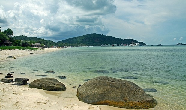 越南富国岛——蓝天碧海、阳光沙滩 hinh anh 1