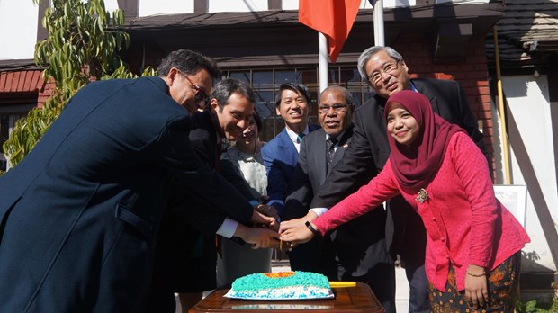 越南驻智利大使馆主持召开庆祝东盟成立51周年纪念活动 hinh anh 1