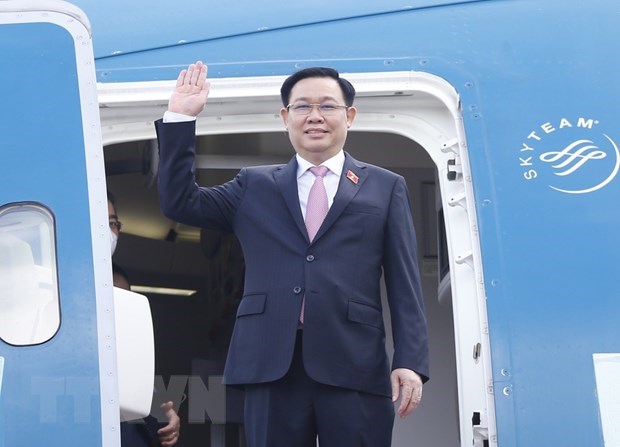 越南国会主席王廷惠启程对韩国和印度进行正式访问 hinh anh 1
