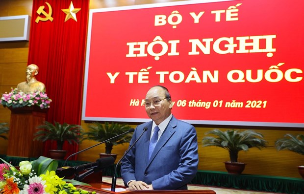 阮春福总理：卫生部要制定贴近越共十三大决议目标的具体行动计划 hinh anh 1