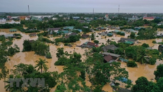 世界气候学家深入研究越南的严重暴雨水灾 hinh anh 1
