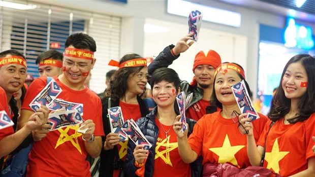 越南球迷前往马来西亚为球队加油助威（组图） hinh anh 5