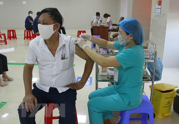 越南卫生部指出，越南未将新冠肺炎视为地方性流行病 hinh anh 1