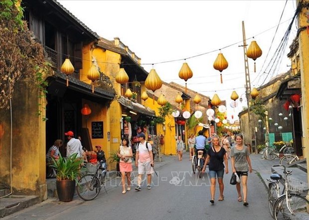 越南报告：越南旅游业有望实现疫情前增速 hinh anh 2