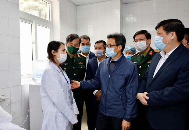 越南首批新冠疫苗试验志愿者的身体健康稳定并没有任何不良反应 hinh anh 4