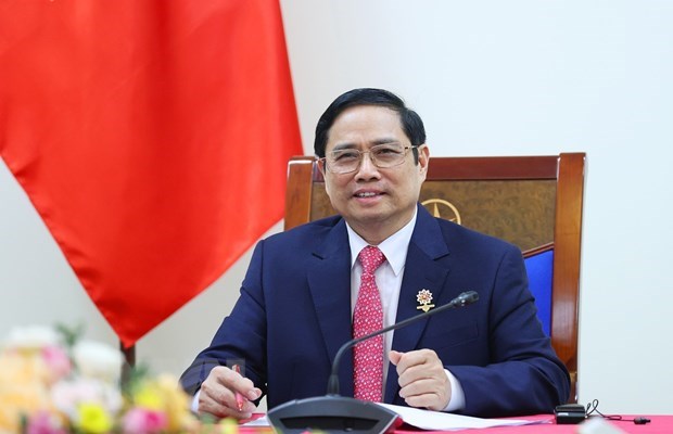 越南政府总理范明政启程出席COP26大会，对英国进行工作访问，对法国进行正式访问 hinh anh 1