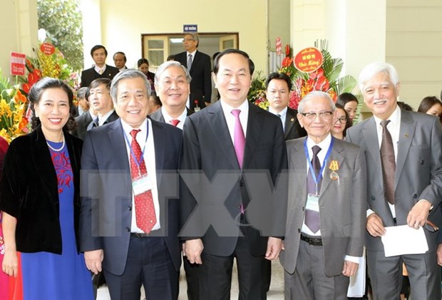 越南国家主席陈大光出席越南历史科学学会成立50周年纪念典礼 hinh anh 1