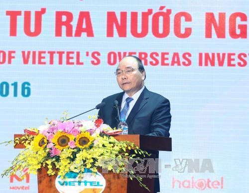 阮春福总理：越南军队电信集团已成为越南新增长模式的典范 hinh anh 1