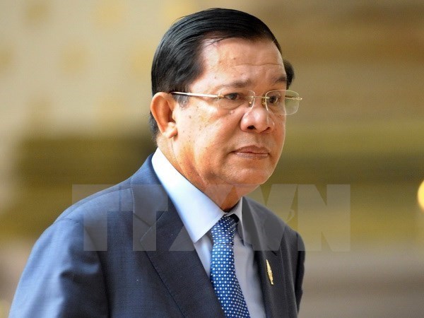 柬埔寨首相洪森开始对越南进行正式访问 hinh anh 1