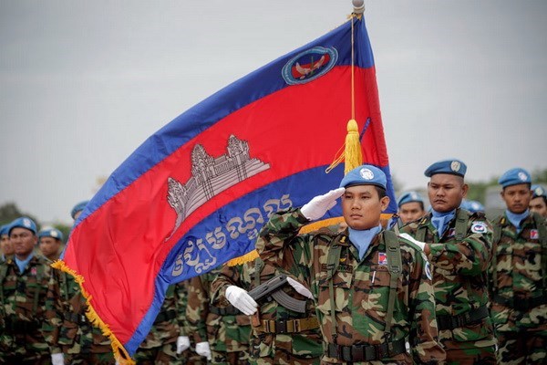 柬埔寨派遣189名官兵赴黎巴嫩参加联合国维和力量 hinh anh 1