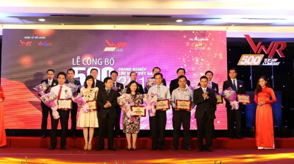 越南评估报告公司发布2016年越南企业500强榜单 hinh anh 1