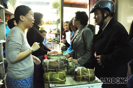 越南春节传统食品吸引老挝消费者的眼球 hinh anh 1