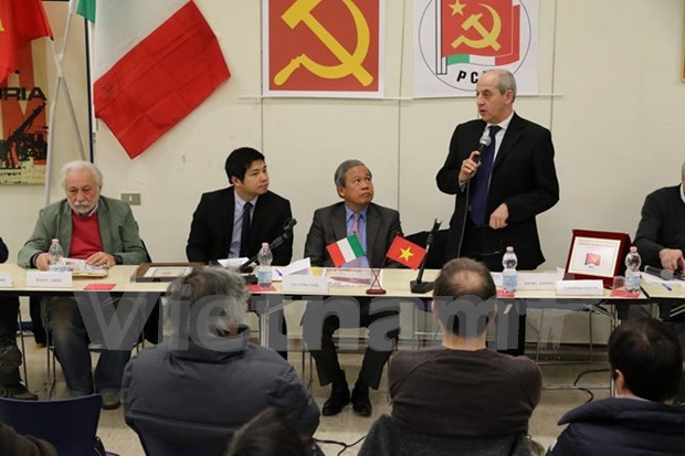 意大利共产党举行关于越南革命的研讨会 hinh anh 1
