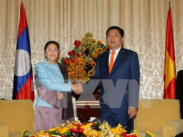 胡志明市领导人会见老挝国会主席巴妮·雅陶都 hinh anh 1