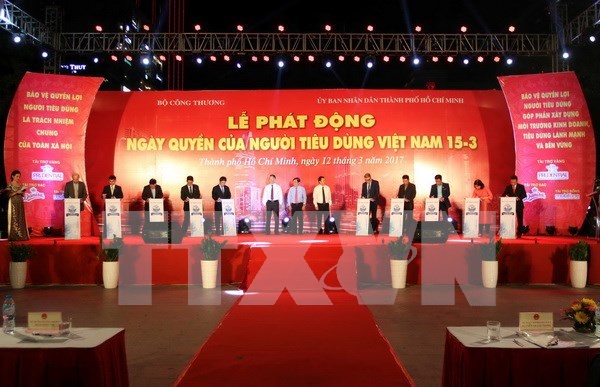 胡志明市2017年越南消费者权益日正式启动 hinh anh 1