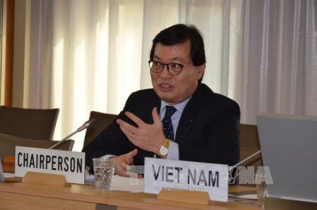 联合国人权理事会会议：越南强调促进对话解决争议的必要性 hinh anh 1