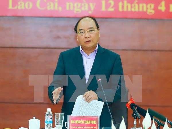 阮春福总理：致力将老街省旅游业对GDP的贡献率提升至30% hinh anh 1