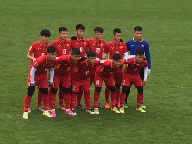 热身赛：越南U20队4比0大胜罗达JC U21队 hinh anh 1