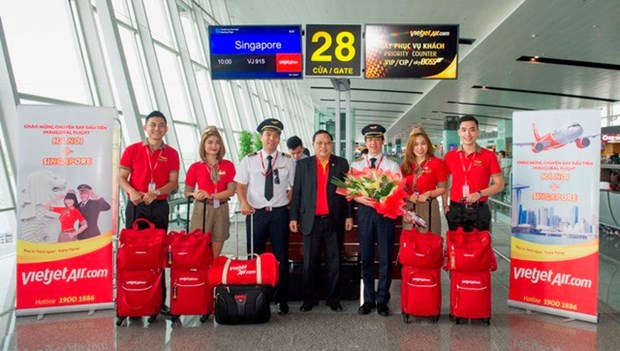 越捷航空公司正式开通河内至新加坡直达航线 hinh anh 1