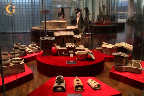 越南广宁省博物馆取得成功的“钥匙”：将现代技术有效应用于陈列工作 hinh anh 3