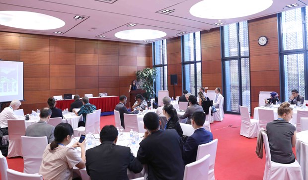2017年APEC峰会：APEC相关会议陆续在河内召开 hinh anh 1