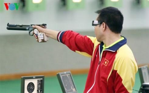 越南选手黄春荣在2017年东南亚射击锦标赛中夺金 hinh anh 1