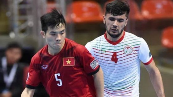 2017年亚洲U20五人制足球锦标赛：越南队取得开门红 hinh anh 1