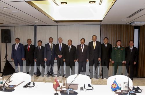 第16届香格里拉对话会: 东南亚国防官员聚焦恐怖主义的威胁 hinh anh 1