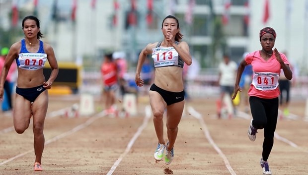 2017年泰国田径公开赛：黎秀征获得女子100米跑金牌 hinh anh 1